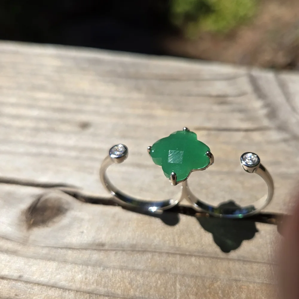8k clover cut Emerald & Topaz dual finger ring adjustable size8 - Picture 4 of 13